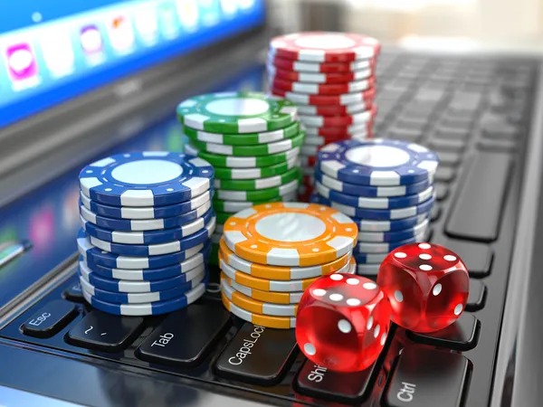 ug900 app showing live casino tables with blackjack and roulette